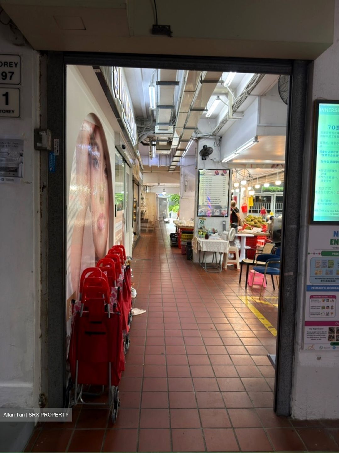 Ang Mo Kio Avenue 8 (D20), Retail #603593561